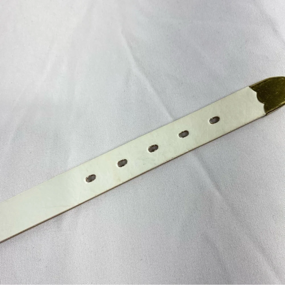 Kid’s White Belt w/Gold Buckle